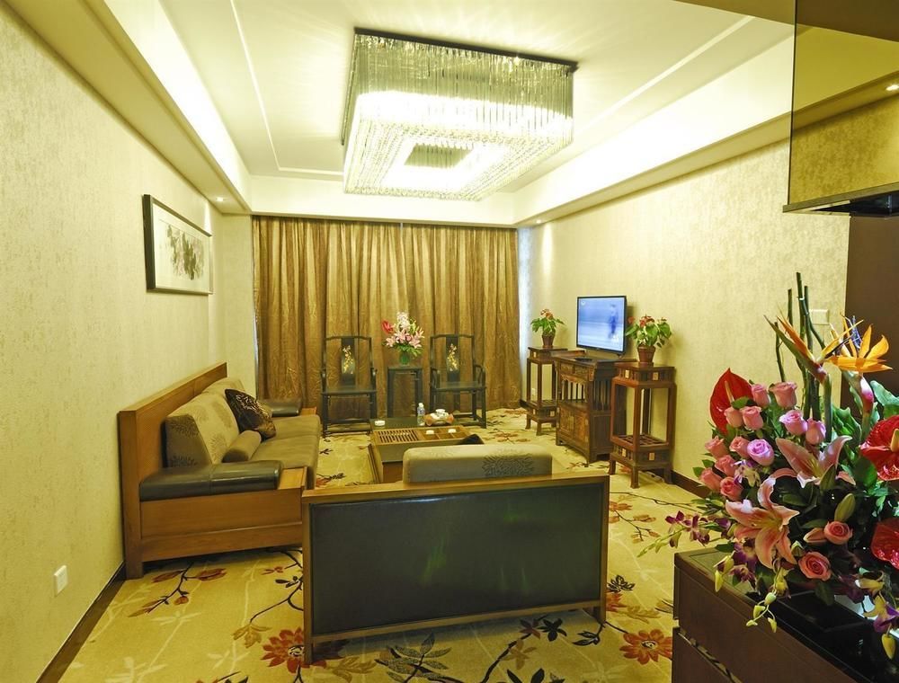 Boya Holiday Hotel Гуанджоу Екстериор снимка